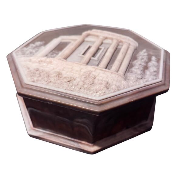 Vintage Onyx Octagonal Trinket Box – Temple Relief Design by Design Guild Intl. - Picture 1 of 10
